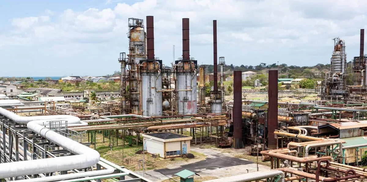 El petróleo Texas cae casi un 10 % tras posponer Trump ataques plantas energéticas en Irán