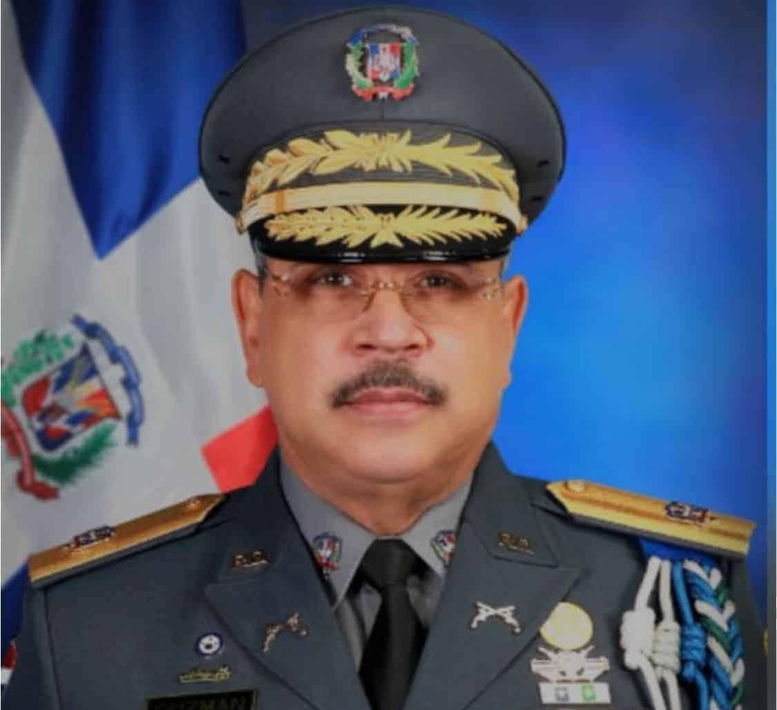 Decreto: Abinader designa a Juan Hilario Guzmán como rector del Instituto Policial de Educación