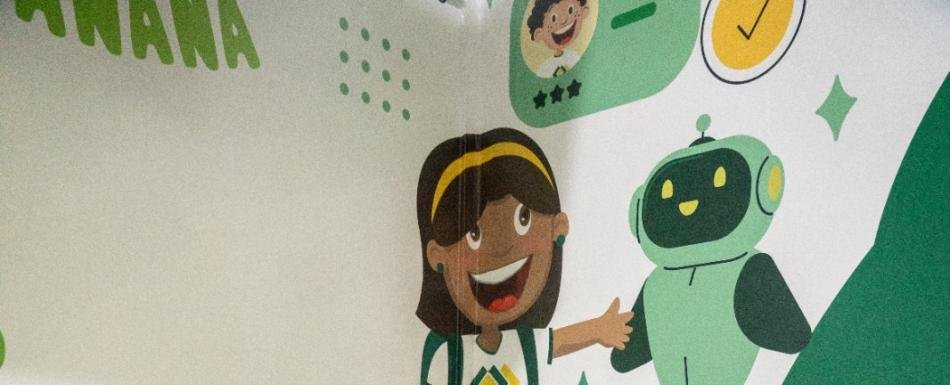 Donan aula STEM a Acción Callejera en Santiago