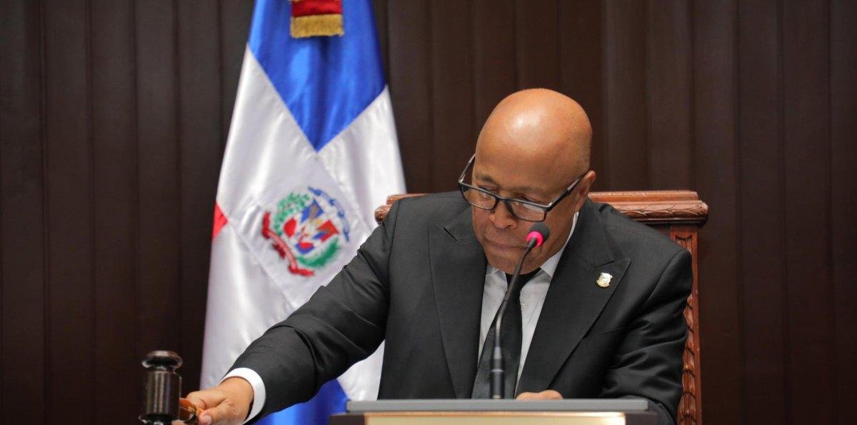 Alfredo Pacheco resalta seguridad cédula