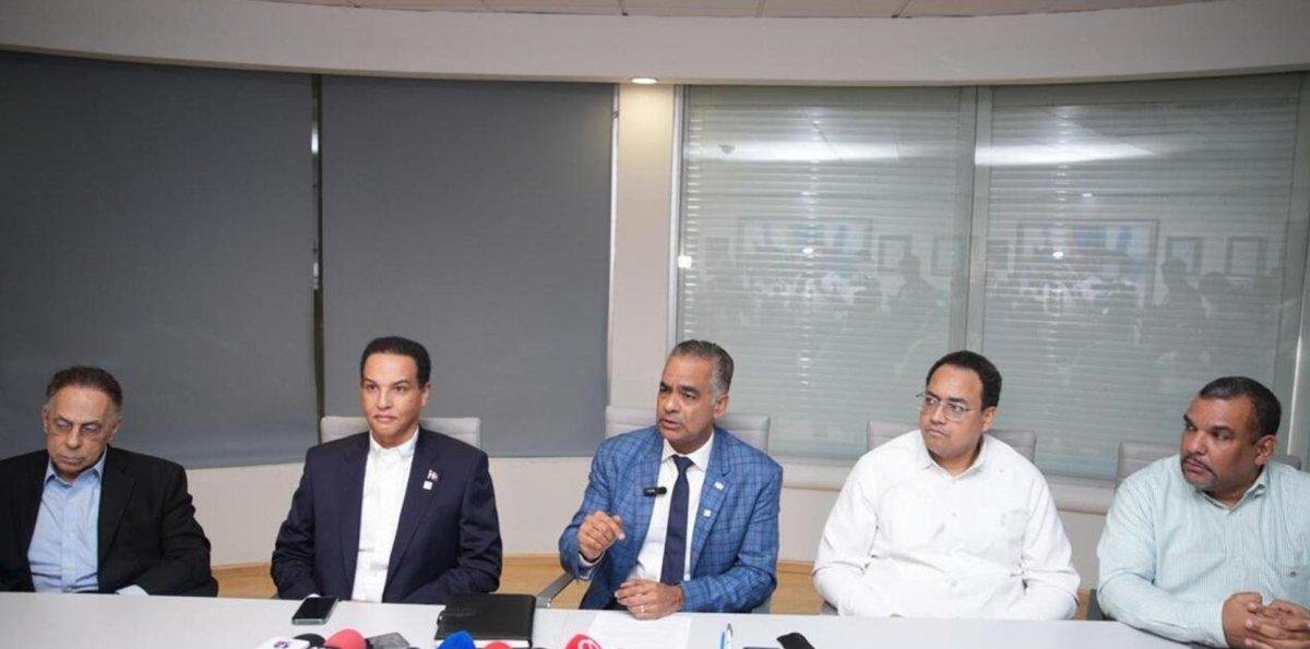 Autoridades dicen habilitan 80 % sistema tras fallo eléctrico total