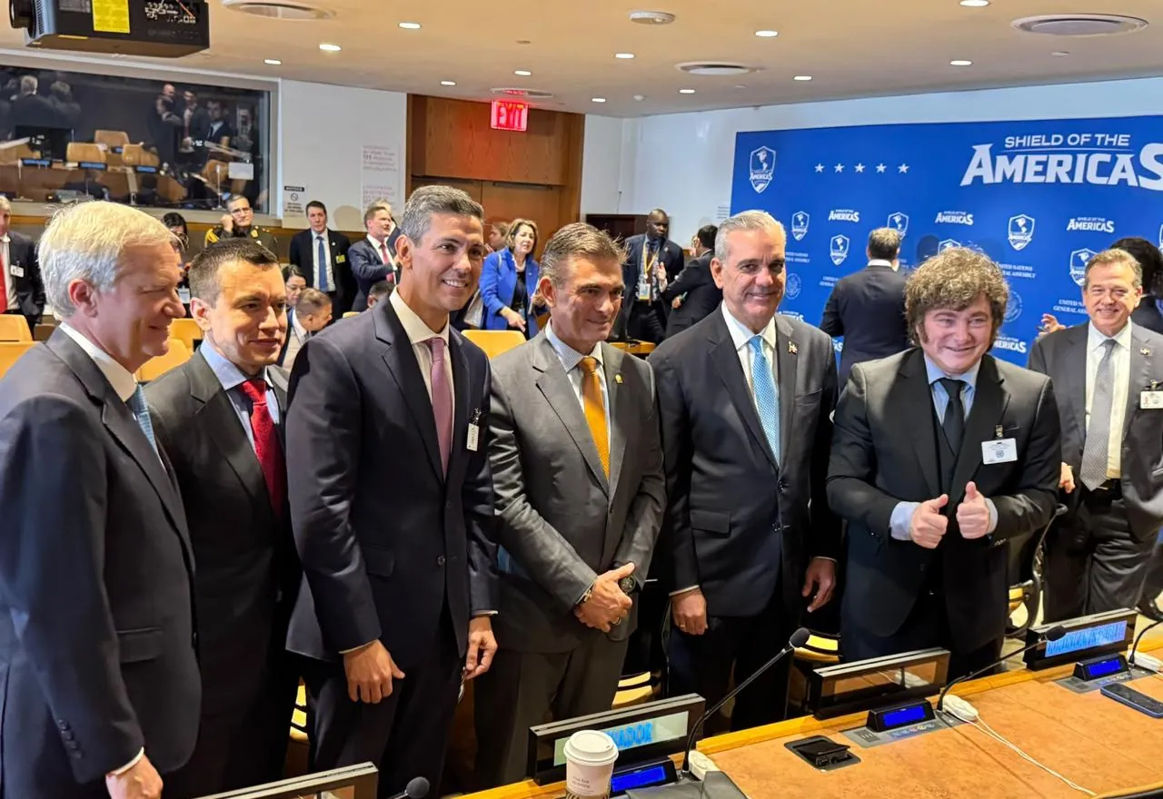 Abinader participa con Trump en encuentro Escudo Américas