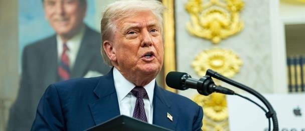 Trump advierte de represalias si Europa vende activos estadounidenses por los aranceles