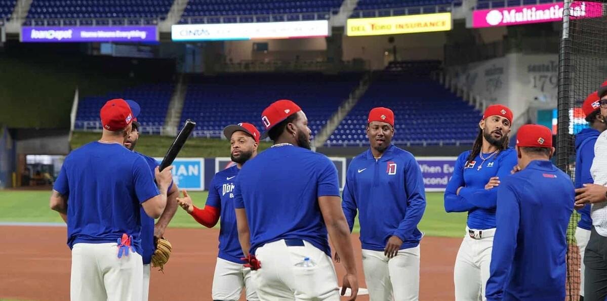 Una República Dominicana blindada de pie a cabeza inicia ruta al Clásico