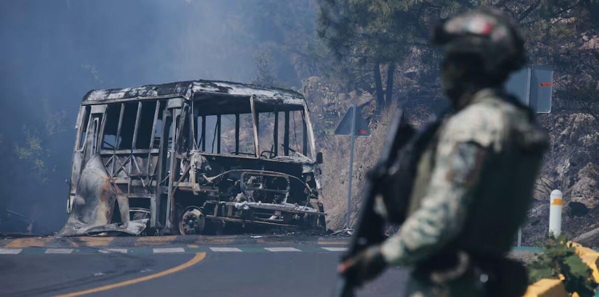 Perú pide a sus nacionales reforzar precauciones en México tras la muerte de El Mencho
