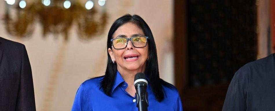 Delcy Rodríguez anuncia la partida de un buque con su primer cargamento de gas licuado de petróleo