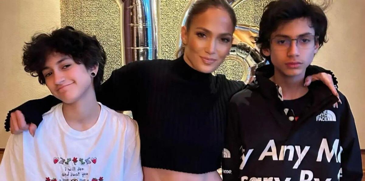 Jennifer López recuerda la noche mágica en que nacieron sus gemelos al cumplir 18 años