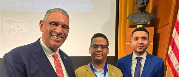 Juan Luis Vargas Molina es reconocido en 4ta entrega del Premio Nacional de la Juventud en NY