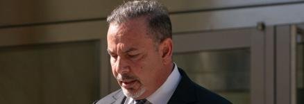 Exagente de la DEA es condenado a cinco años de prisión por proteger a narcotraficantes