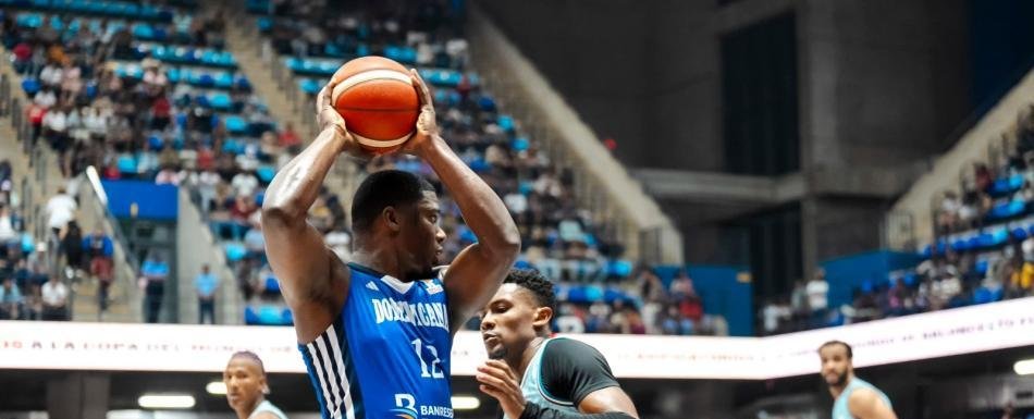 Dominicana, con fácil triunfo sobre Nicaragua, avanza de ronda en ventanas de la FIBA