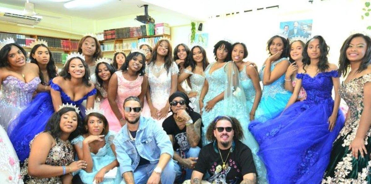 Hacen realidad Quince años inolvidable