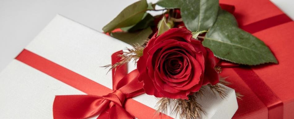 Detalles que enamoran: el arte de regalar en San Valentín