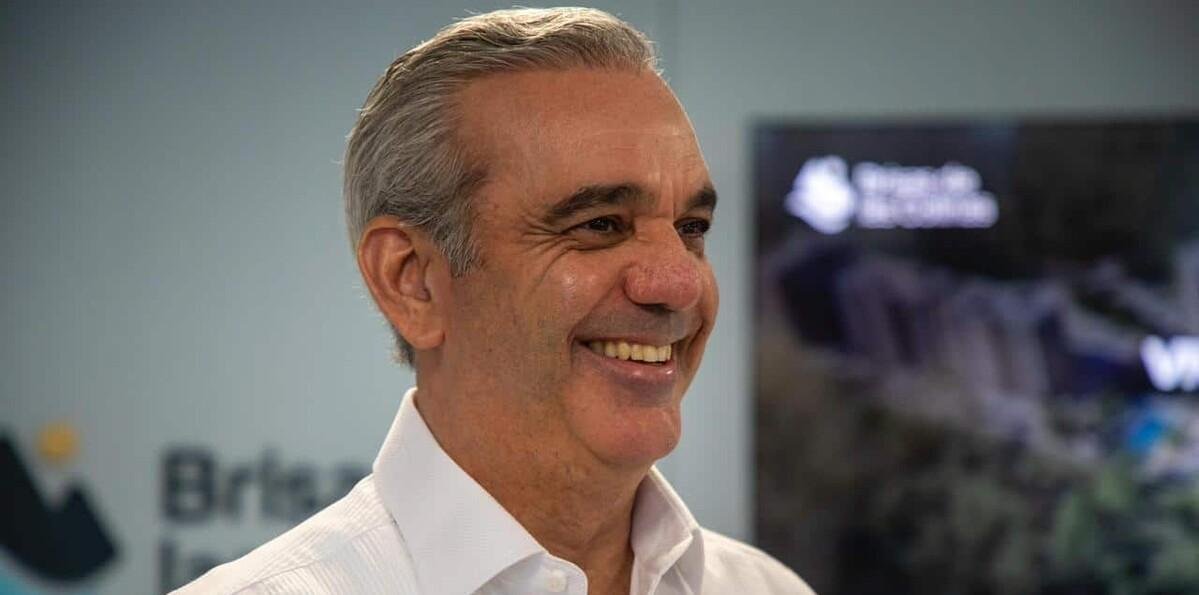 Luis Abinader es el cuarto presidente de América Latina mejor valorado, según encuesta regional