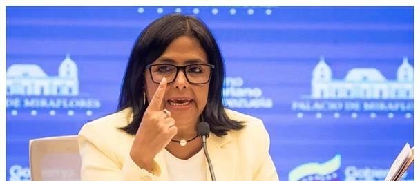 Delcy Rodríguez: "Venezuela responderá con diplomacia ante la agresión" de EE. UU.