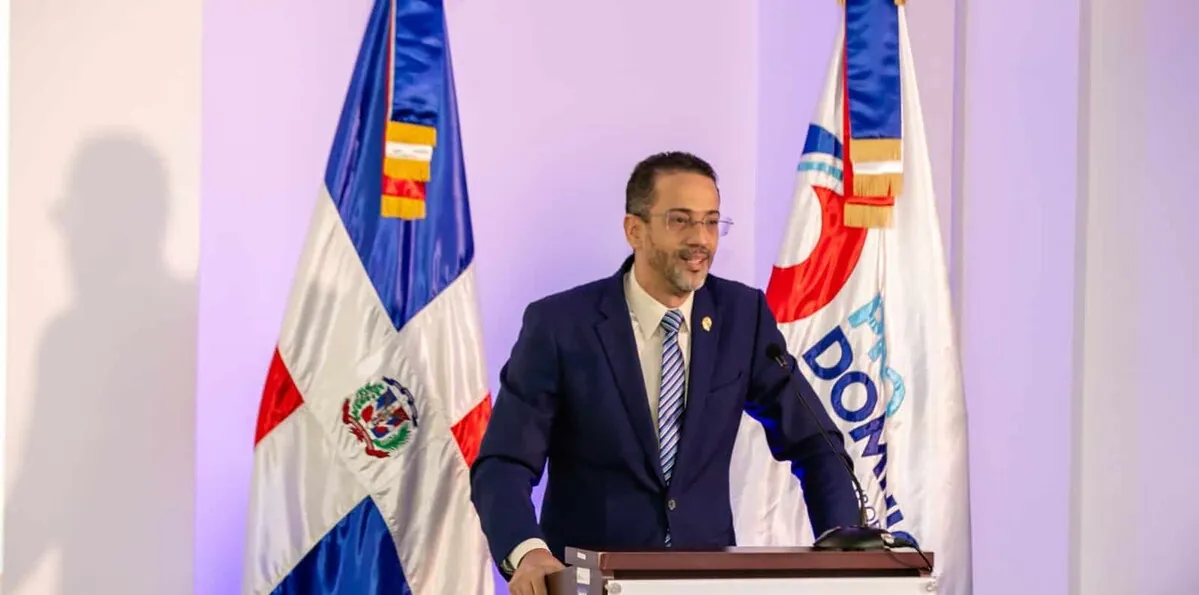 Exportaciones crecieron 11.4 % interanual hasta agosto impulsadas por el oro