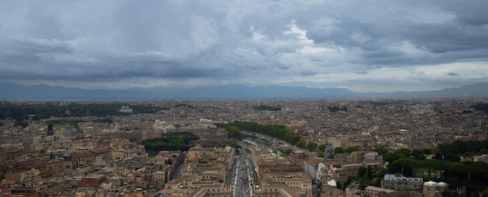 El Vaticano ordena a tradicionalistas desistir de nombrar obispos