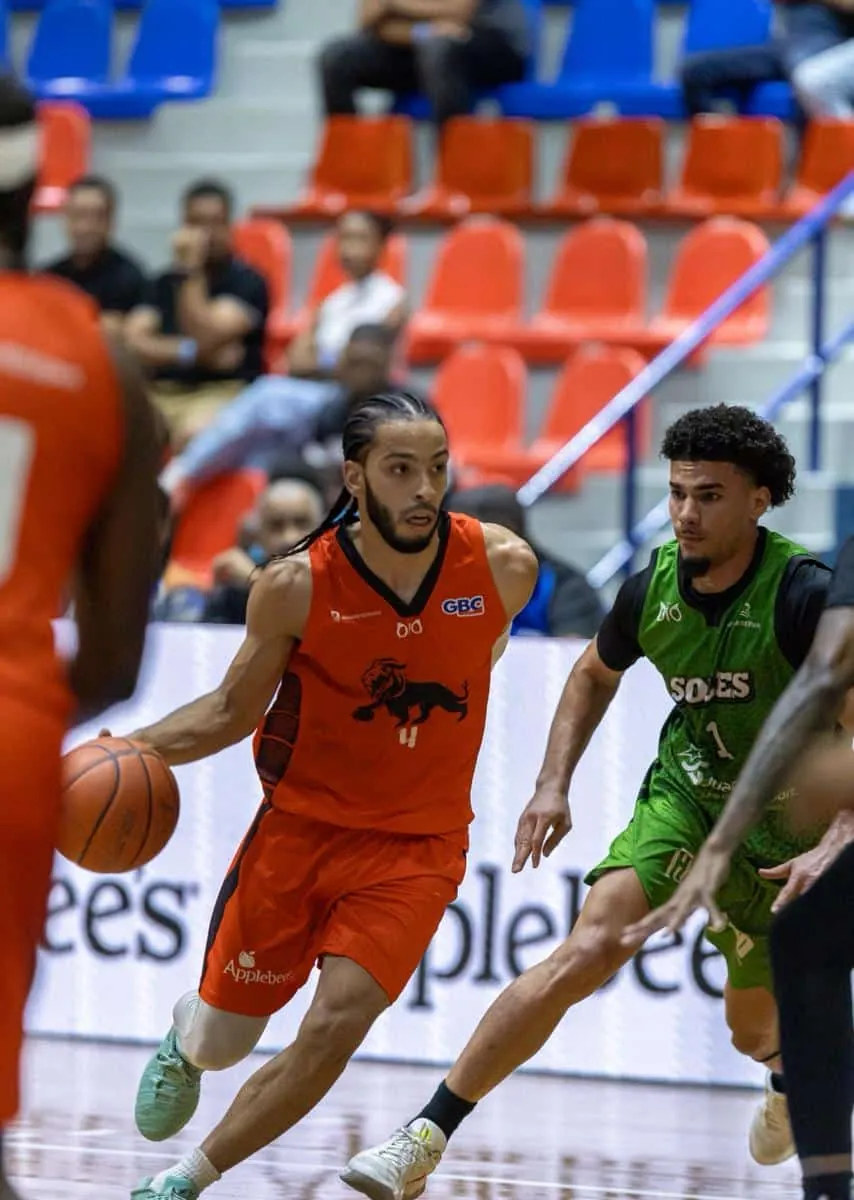 Leones y Metros consiguen victorias en la LNB