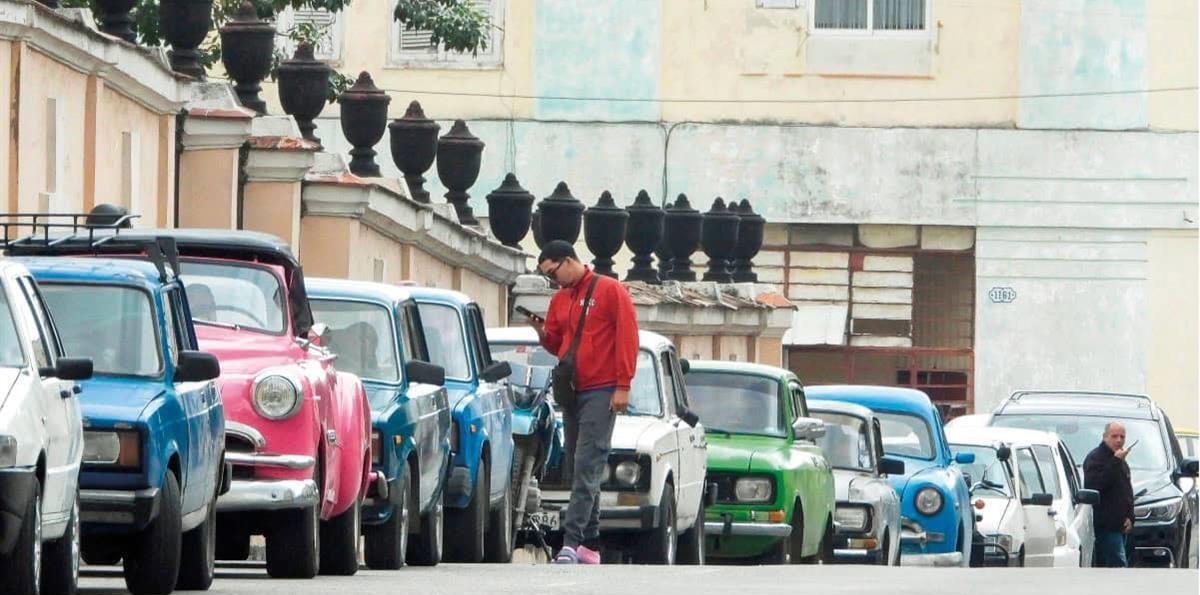 Cuba, sin divisas ni combustible y con pocos turistas, vive a la deriva
