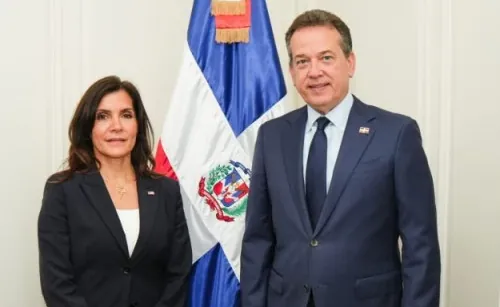 Canciller RD inicia agenda con reunión Embajadora de EEUU