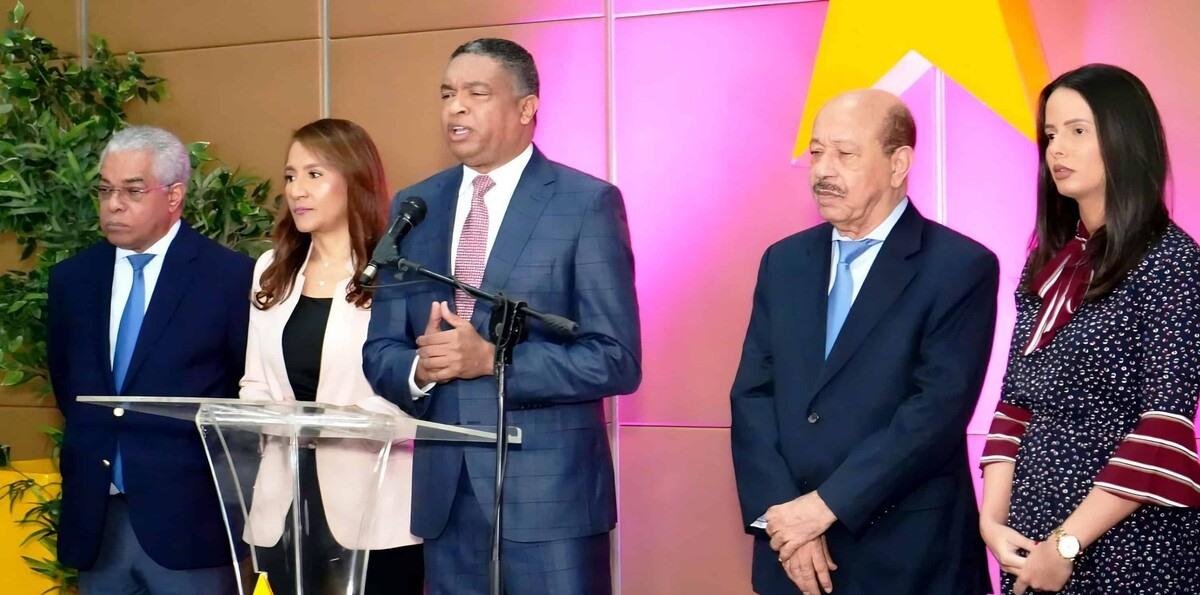 El PLD le exige al Gobierno dar respuestas al país por casos de corrupción y crisis económica