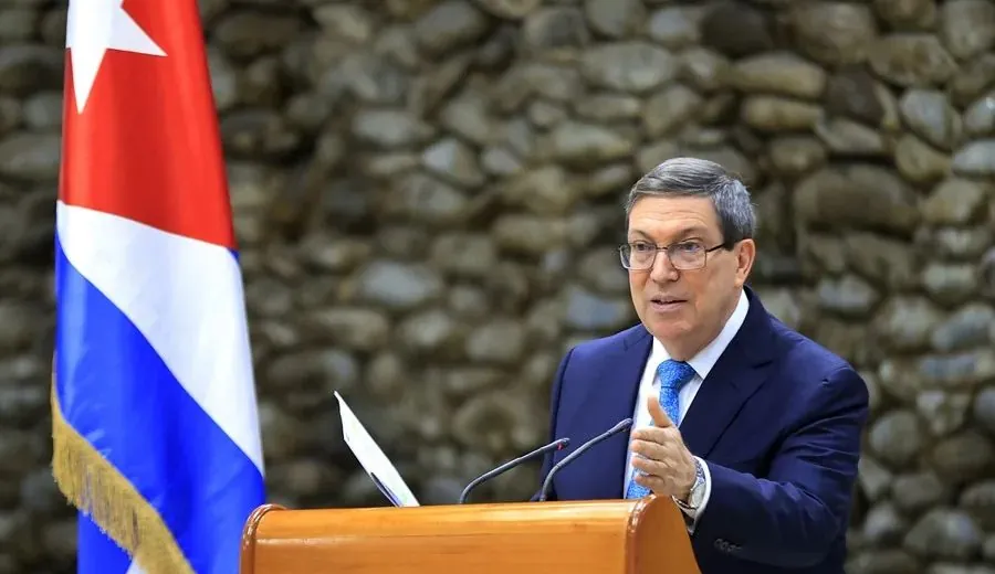 Cuba tacha de “subordinación” el anuncio de De la Espriella de cortar vínculos de Colombia con la isla