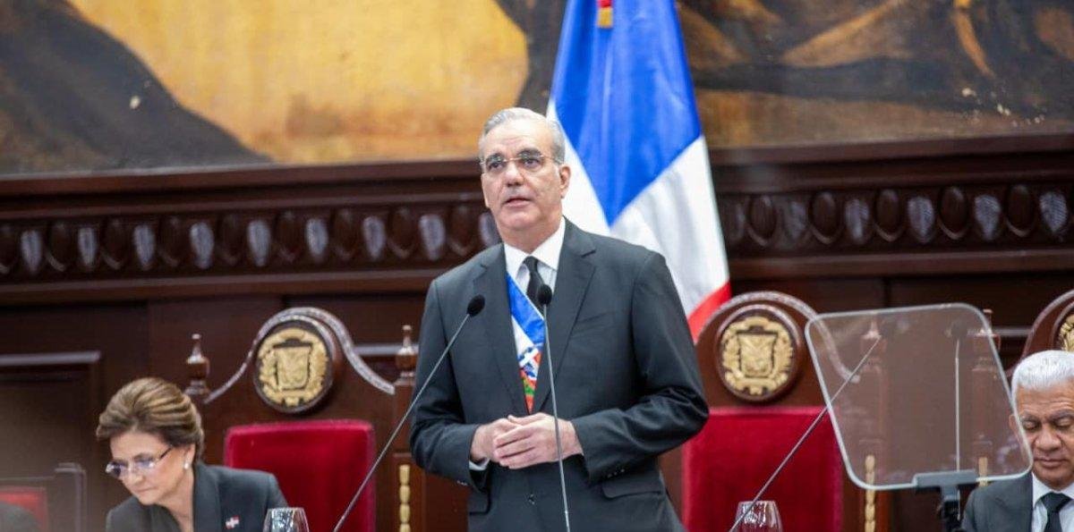 Luis Abinader anuncia inversiones clave en transmisión eléctrica para un sistema más robusto