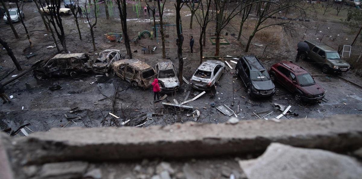 Rusia ataca infraestructura energética, transporte y un aeródromo en Ucrania