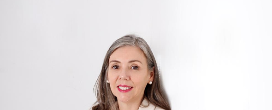 Claudia Cárdenas encabezará encuentro sobre liderazgo femenino