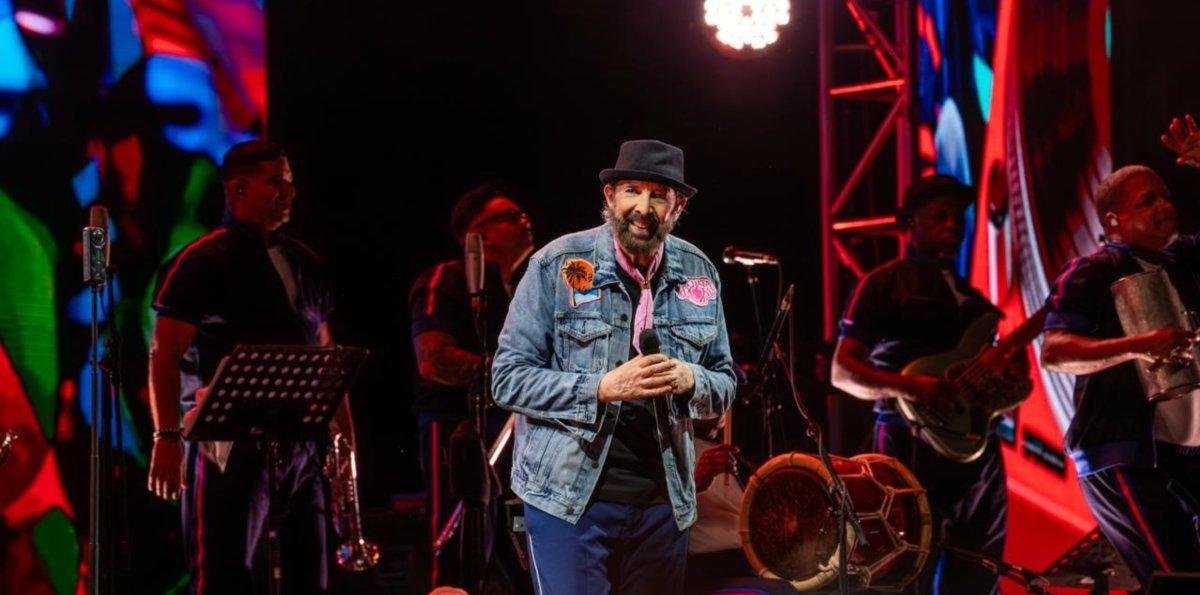 Santiago se rindió ante los pies de Juan Luis