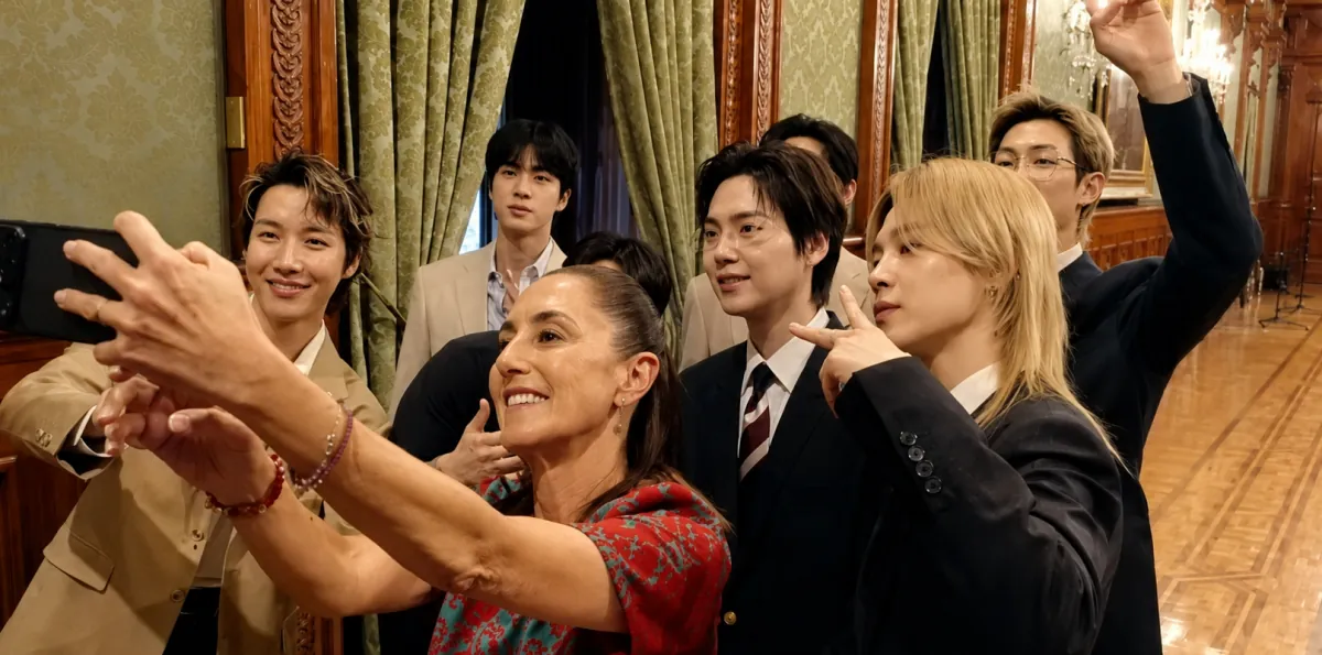 Claudia Sheinbaum recibe a BTS en Ciudad de México