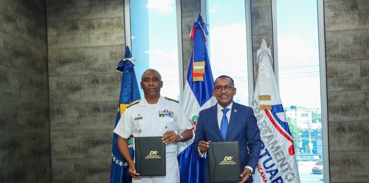 Departamento Aeroportuario y Armada acuerdan colaboración para seguridad en aeropuertos y helipuertos