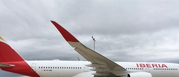 Turismo suspende contratos con Iberia por mal servicio en la ruta España–RD