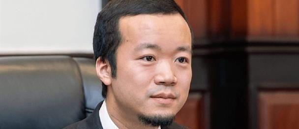 Liquidan banco de magnate en Camboya vinculado a empresas tabacaleras en RD