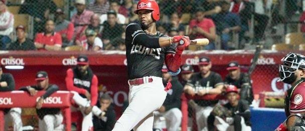 Video| Los Leones del Escogido vencen a los Gigantes y sellan su pase a la Serie Final