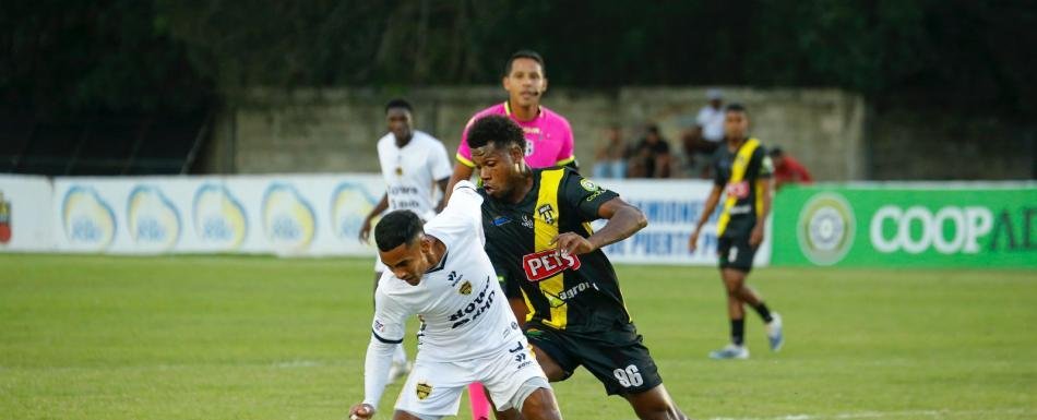 Moca y Pantoja igualan a dos goles en octava fecha de la Liguilla