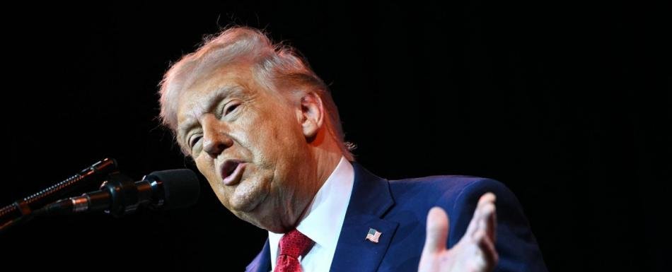 EEUU estará "jodido" si la Corte Suprema falla en contra de los aranceles, dice Trump