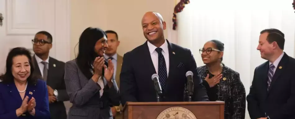 Estados demócratas ponen fin a los acuerdos con el ICE