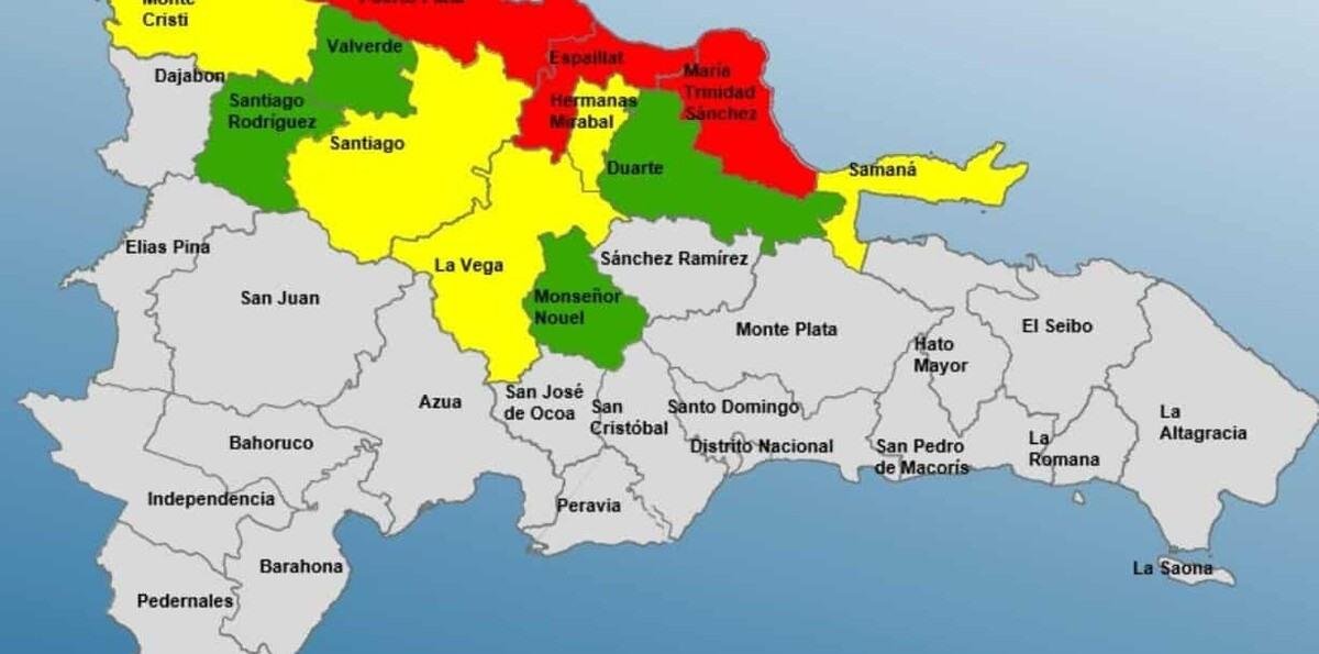 Declaran alerta roja para tres provincias del Cibao por fuertes lluvias