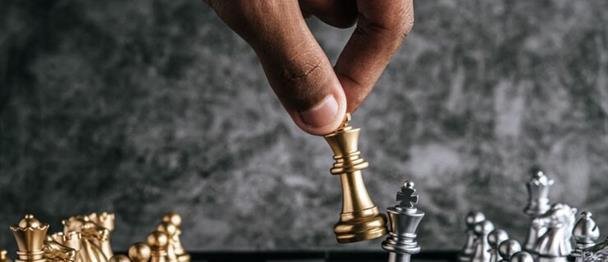 La táctica se traga la estrategia