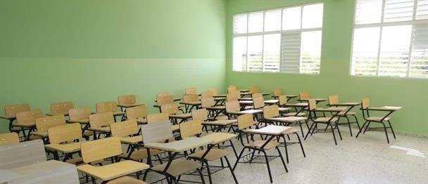 El Ministerio de Educación anuncia que destinará este año RD$332,879 millones en cobertura escolar