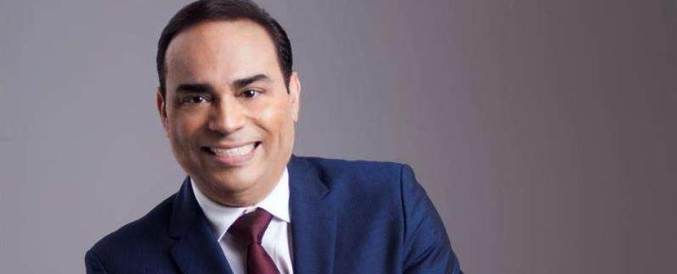 El salsero Gilberto Santa Rosa revela su lado ‘Íntimo’ y celebra el fin de las etiquetas en la música