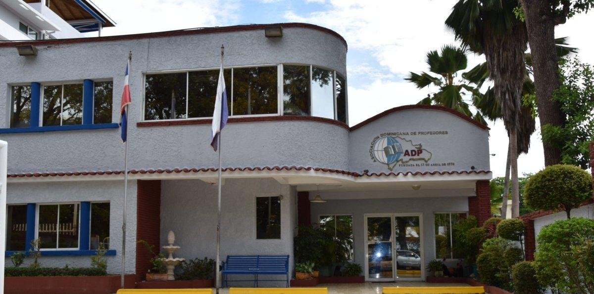 ADP aclara su postura ante propuesta de fusión MINERD-MESCYT