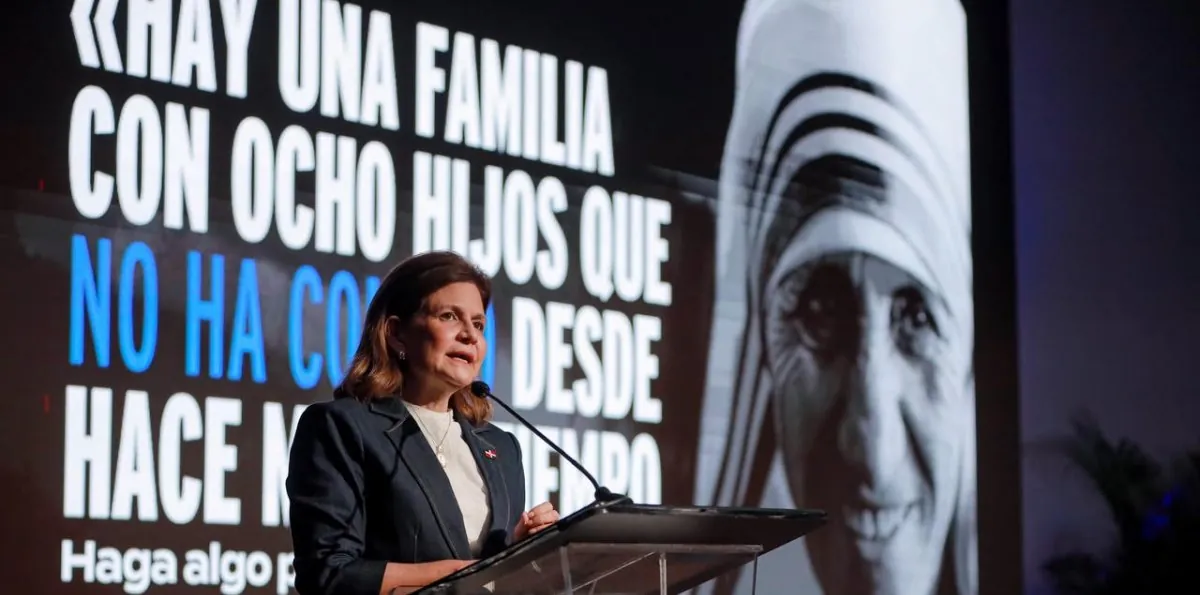 Vicepresidenta destaca reducción de la pobreza en RD; llama a fortalecer las oportunidades familiares