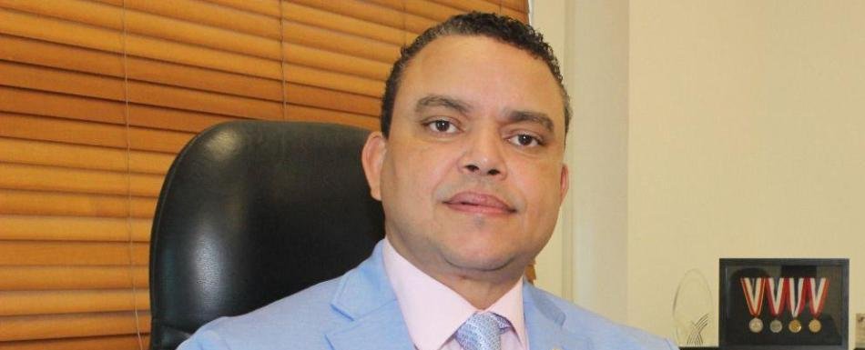 Director SNS valora preocupación de Listín Diario por servicios hospitalarios