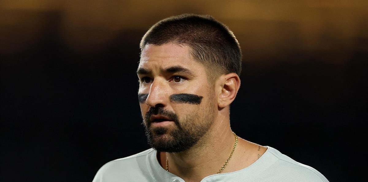 Los Filis de Filadelfia liberan a Nick Castellanos por llevar una cerveza al dugout