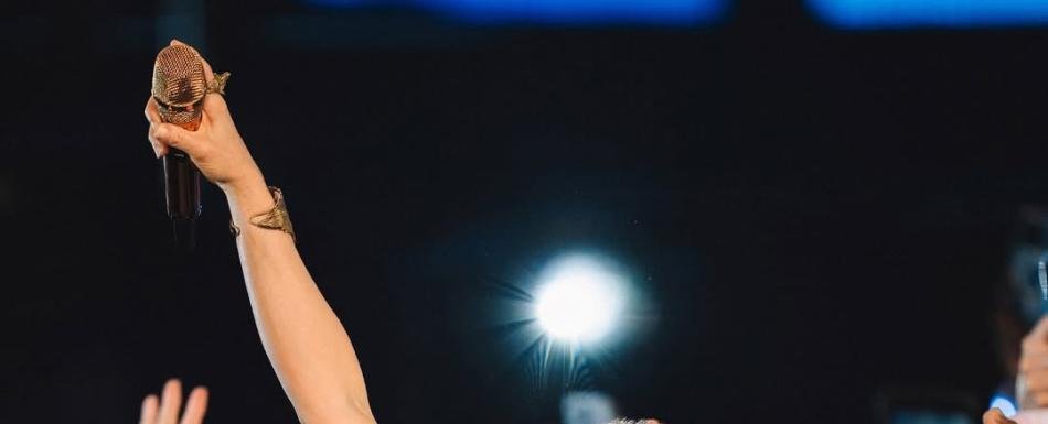 Con Shakira en el Zócalo, "el otro México" olvida por un rato la violencia narco