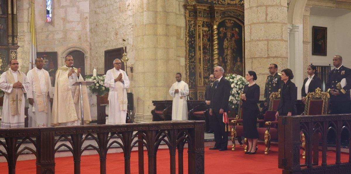 Arzobispo deplora crisis moral, económica y política