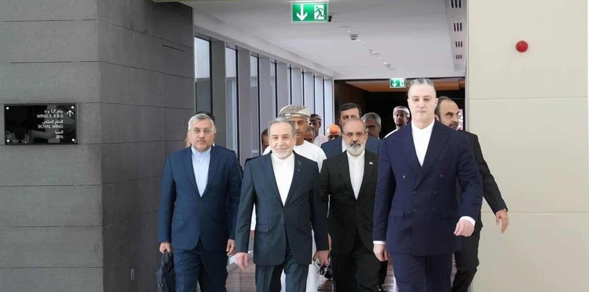 Irán califica como "un buen comienzo” la reunión con EE. UU. y se emplaza a otro encuentro