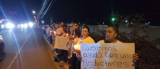 Comunitarios de Mao reclaman reductores de velocidad en autopista Monseñor Tomás Abreu