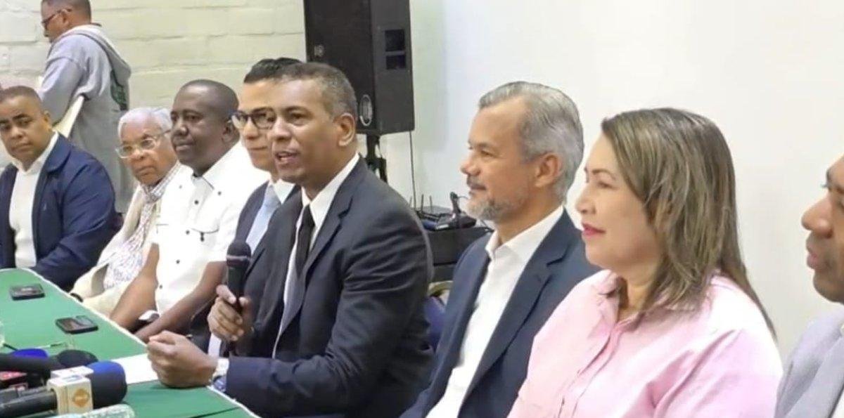 Decenas de dirigentes y militantes del PRM, PLD y PRSC de Santiago serán juramentados en FP